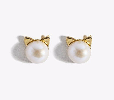 Pearl Cat Earrings
