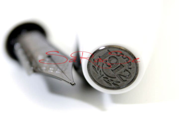 Füllfederhalter Montegrappa Fortuna weiß Edelharz Ruthenium Edelstahl - Füller Art.-Nr. ISFOR3LH