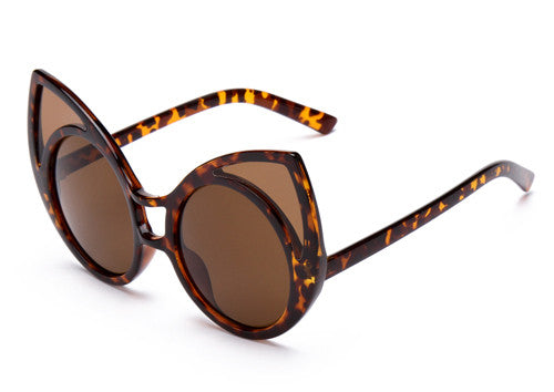 Cat Eye Framed Sunglasses