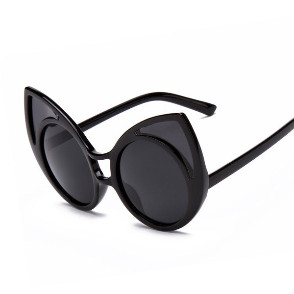 Cat Eye Framed Sunglasses
